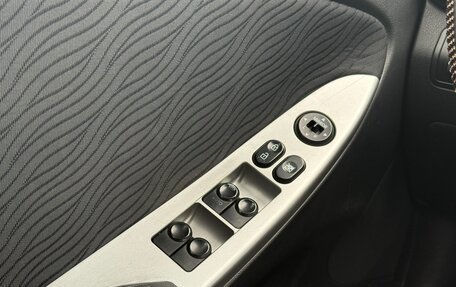 Hyundai Solaris II рестайлинг, 2011 год, 679 999 рублей, 15 фотография
