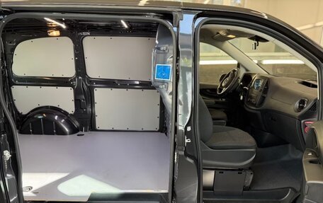 Mercedes-Benz Vito, 2023 год, 5 200 000 рублей, 12 фотография