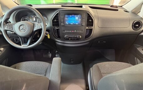 Mercedes-Benz Vito, 2023 год, 5 200 000 рублей, 9 фотография