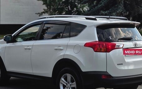 Toyota RAV4, 2014 год, 1 600 000 рублей, 6 фотография