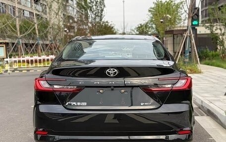 Toyota Camry, 2024 год, 3 530 000 рублей, 5 фотография