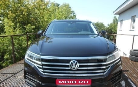 Volkswagen Touareg III, 2018 год, 4 380 000 рублей, 6 фотография