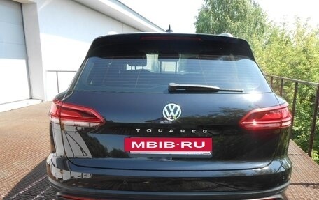 Volkswagen Touareg III, 2018 год, 4 380 000 рублей, 7 фотография