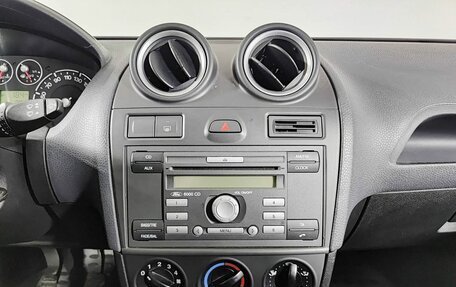 Ford Fiesta, 2007 год, 270 000 рублей, 18 фотография