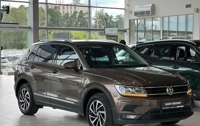 Volkswagen Tiguan II, 2018 год, 1 995 000 рублей, 1 фотография