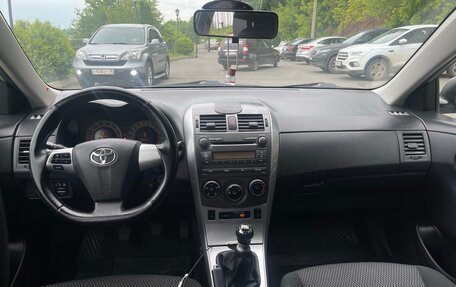 Toyota Corolla, 2011 год, 10 фотография