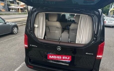 Mercedes-Benz V-Класс, 2021 год, 12 999 999 рублей, 5 фотография