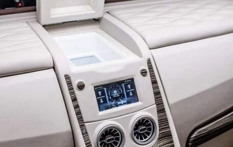Mercedes-Benz V-Класс, 2021 год, 12 999 999 рублей, 14 фотография