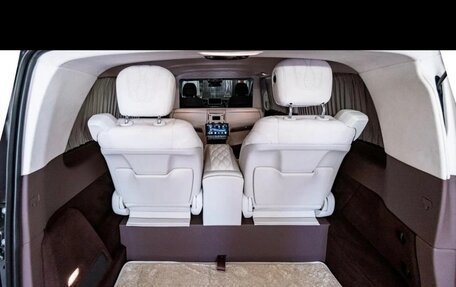 Mercedes-Benz V-Класс, 2021 год, 12 999 999 рублей, 17 фотография