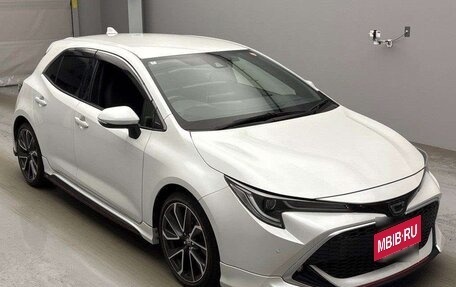 Toyota Corolla, 2022 год, 1 400 300 рублей, 2 фотография