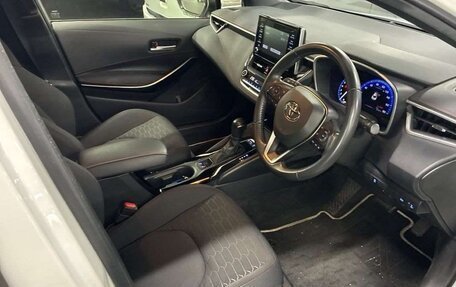 Toyota Corolla, 2022 год, 1 400 300 рублей, 7 фотография