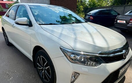 Toyota Camry, 2017 год, 2 600 000 рублей, 13 фотография
