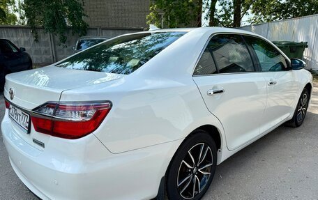 Toyota Camry, 2017 год, 2 600 000 рублей, 9 фотография