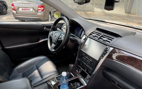 Toyota Camry, 2017 год, 2 600 000 рублей, 15 фотография