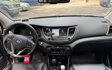 Hyundai Tucson III, 2018 год, 2 300 000 рублей, 12 фотография