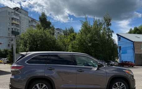 Toyota Highlander III, 2014 год, 2 890 000 рублей, 4 фотография