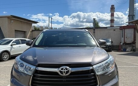 Toyota Highlander III, 2014 год, 2 890 000 рублей, 11 фотография