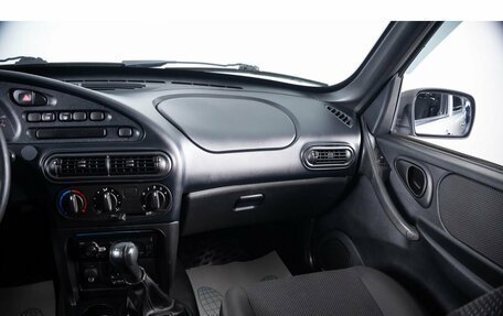 Chevrolet Niva I рестайлинг, 2015 год, 629 000 рублей, 13 фотография