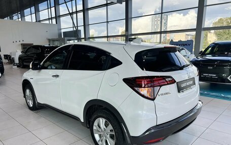 Honda Vezel, 2016 год, 1 695 000 рублей, 4 фотография