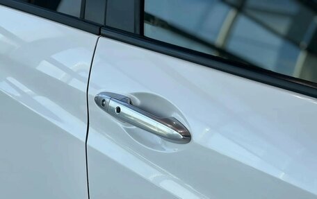 Honda Vezel, 2016 год, 1 695 000 рублей, 9 фотография