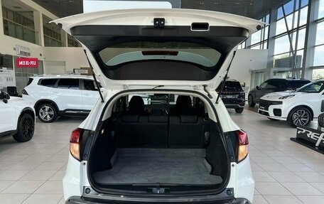 Honda Vezel, 2016 год, 1 695 000 рублей, 11 фотография