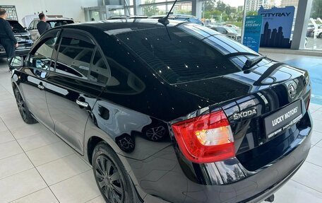 Skoda Rapid I, 2017 год, 1 045 000 рублей, 4 фотография