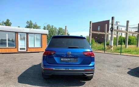 Volkswagen Tiguan II, 2021 год, 2 487 000 рублей, 4 фотография