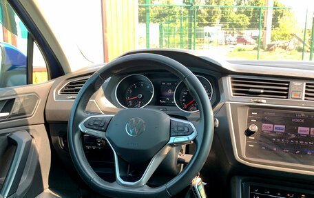 Volkswagen Tiguan II, 2021 год, 2 487 000 рублей, 20 фотография