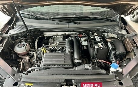 Volkswagen Tiguan II, 2018 год, 1 995 000 рублей, 11 фотография