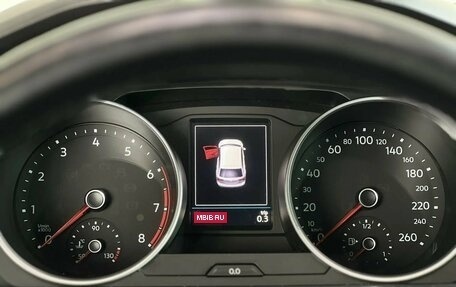 Volkswagen Tiguan II, 2018 год, 1 995 000 рублей, 16 фотография