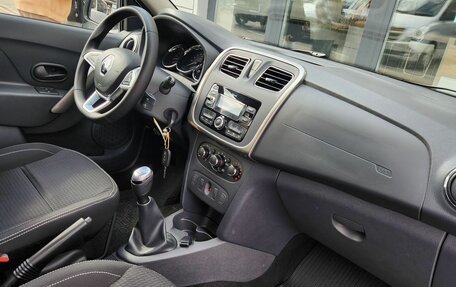 Renault Logan II, 2022 год, 1 050 000 рублей, 17 фотография