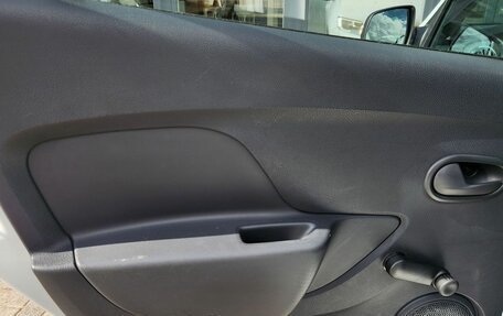Renault Logan II, 2022 год, 1 050 000 рублей, 10 фотография