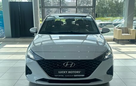 Hyundai Solaris II рестайлинг, 2021 год, 1 595 000 рублей, 2 фотография