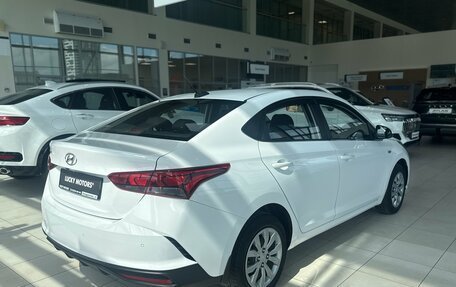 Hyundai Solaris II рестайлинг, 2021 год, 1 595 000 рублей, 6 фотография