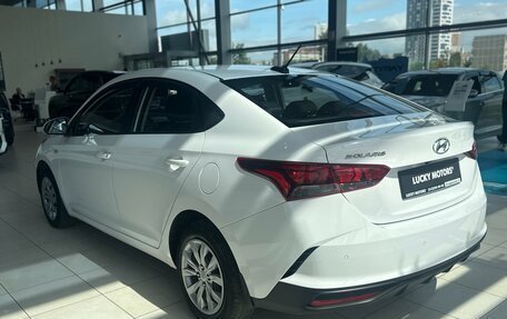 Hyundai Solaris II рестайлинг, 2021 год, 1 595 000 рублей, 4 фотография