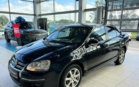 Volkswagen Jetta VI, 2009 год, 295 000 рублей, 3 фотография