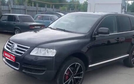 Volkswagen Touareg III, 2005 год, 550 000 рублей, 1 фотография