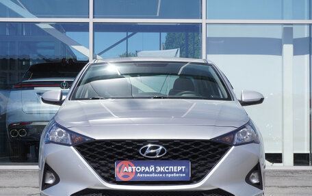 Hyundai Solaris II рестайлинг, 2021 год, 1 450 000 рублей, 2 фотография