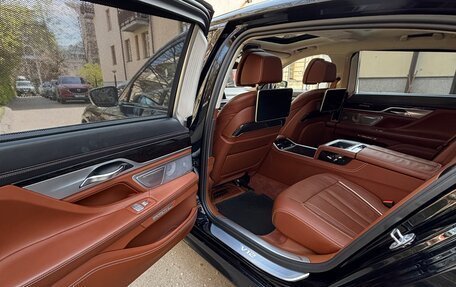 BMW 7 серия, 2017 год, 7 000 000 рублей, 10 фотография