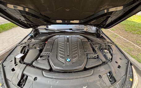 BMW 7 серия, 2017 год, 7 000 000 рублей, 17 фотография