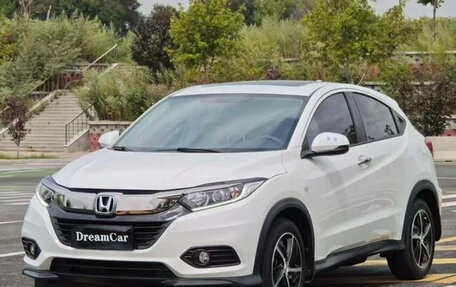 Honda Vezel, 2022 год, 1 400 000 рублей, 1 фотография