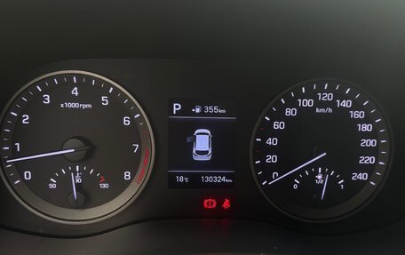 Hyundai Tucson III, 2019 год, 2 200 000 рублей, 10 фотография
