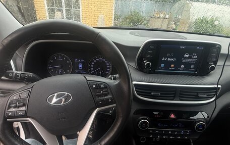 Hyundai Tucson III, 2019 год, 2 200 000 рублей, 11 фотография