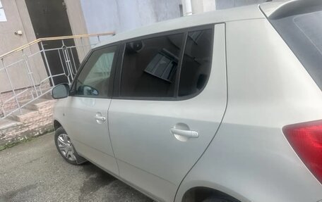 Skoda Fabia II, 2013 год, 550 000 рублей, 2 фотография