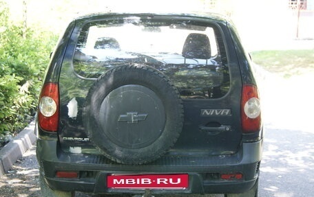 Chevrolet Niva I рестайлинг, 2013 год, 250 000 рублей, 3 фотография