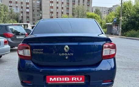 Renault Logan II, 2015 год, 750 000 рублей, 4 фотография