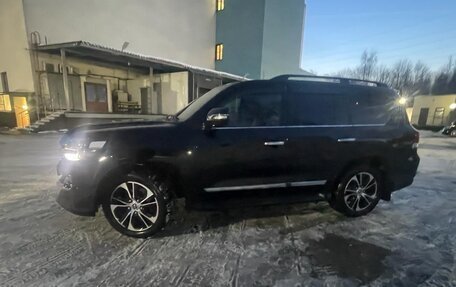 Toyota Land Cruiser 200, 2021 год, 10 500 000 рублей, 27 фотография