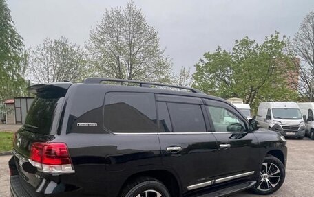 Toyota Land Cruiser 200, 2021 год, 10 500 000 рублей, 21 фотография