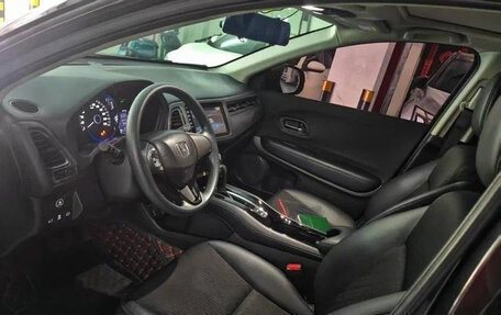 Honda Vezel, 2022 год, 1 380 000 рублей, 5 фотография