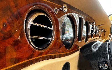 Rolls-Royce Silver Spirit Mark III, 1991 год, 5 000 000 рублей, 10 фотография